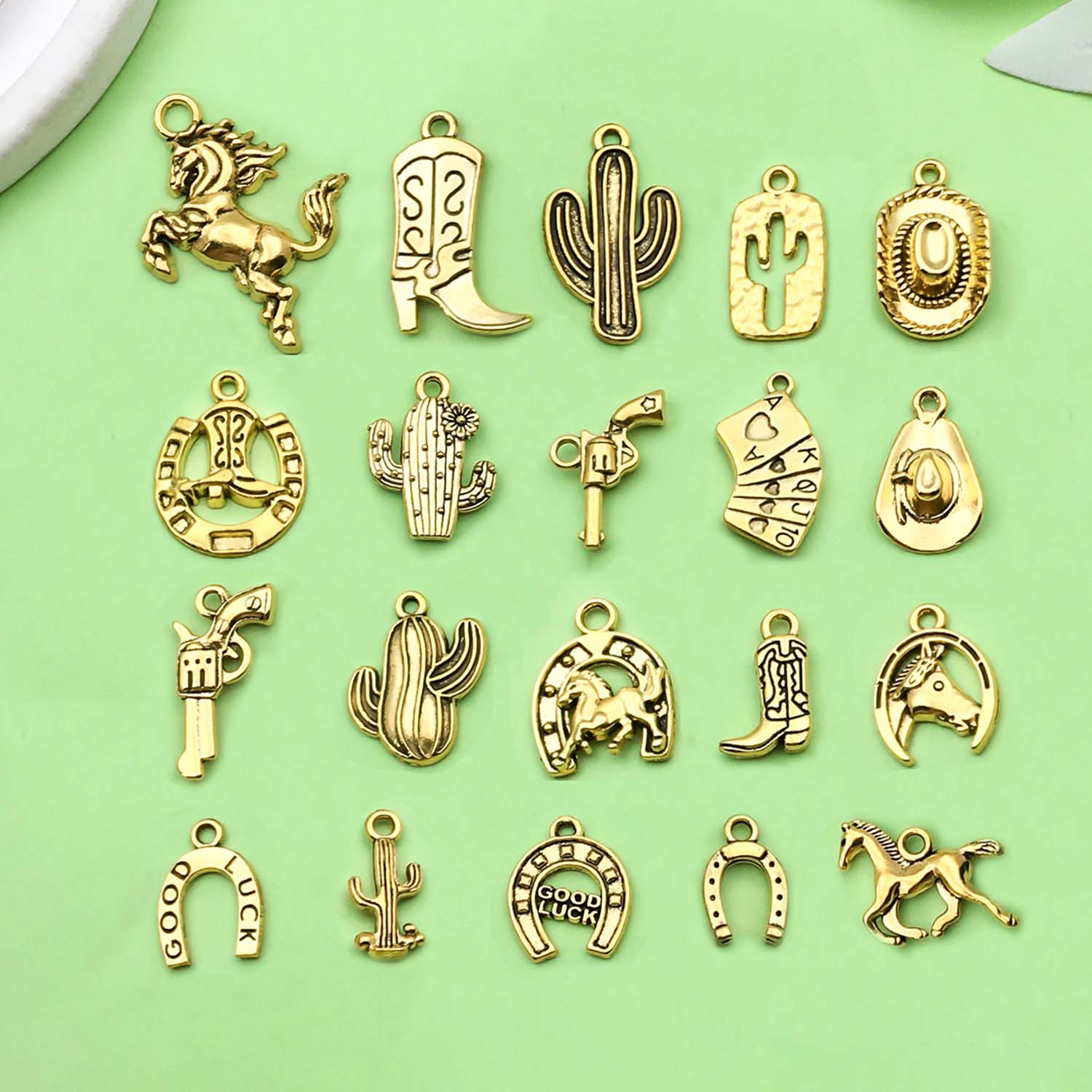 Western Cowboy Charms Set for Jewelry Making, 20Pc Alloy Pendants for Bracelets, Necklaces & Gifts