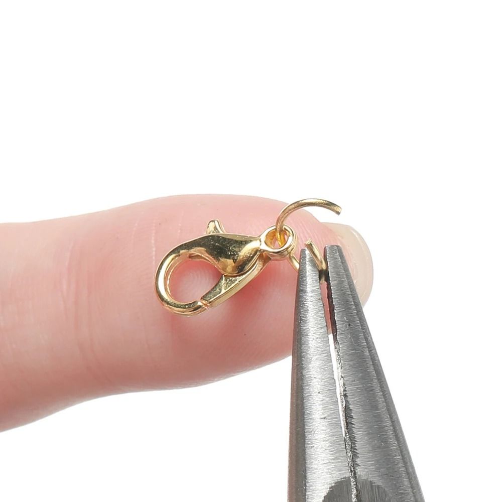 Jewelry Findings Kit 930pcs with Jump Rings Clasps Hooks Pliers Tweezers