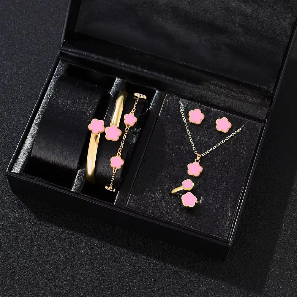 Lucky Five Petal Flower Jewelry Set For Women 5 Pieces