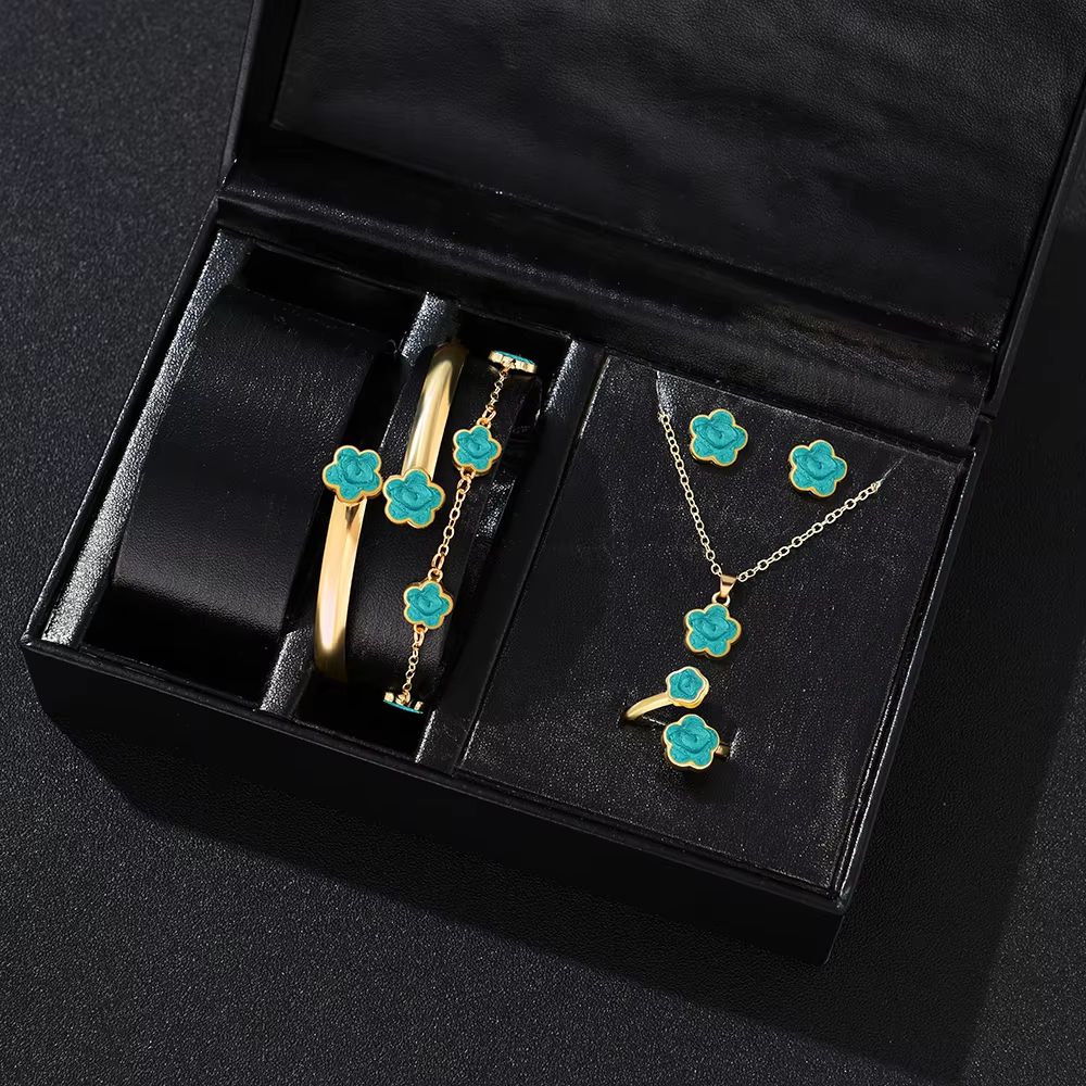 Lucky Five Petal Flower Jewelry Set For Women 5 Pieces