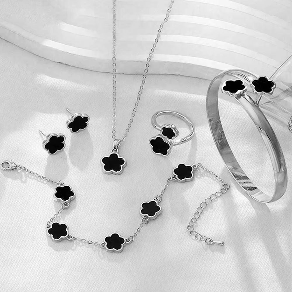 Lucky Five Petal Flower Jewelry Set For Women 5 Pieces