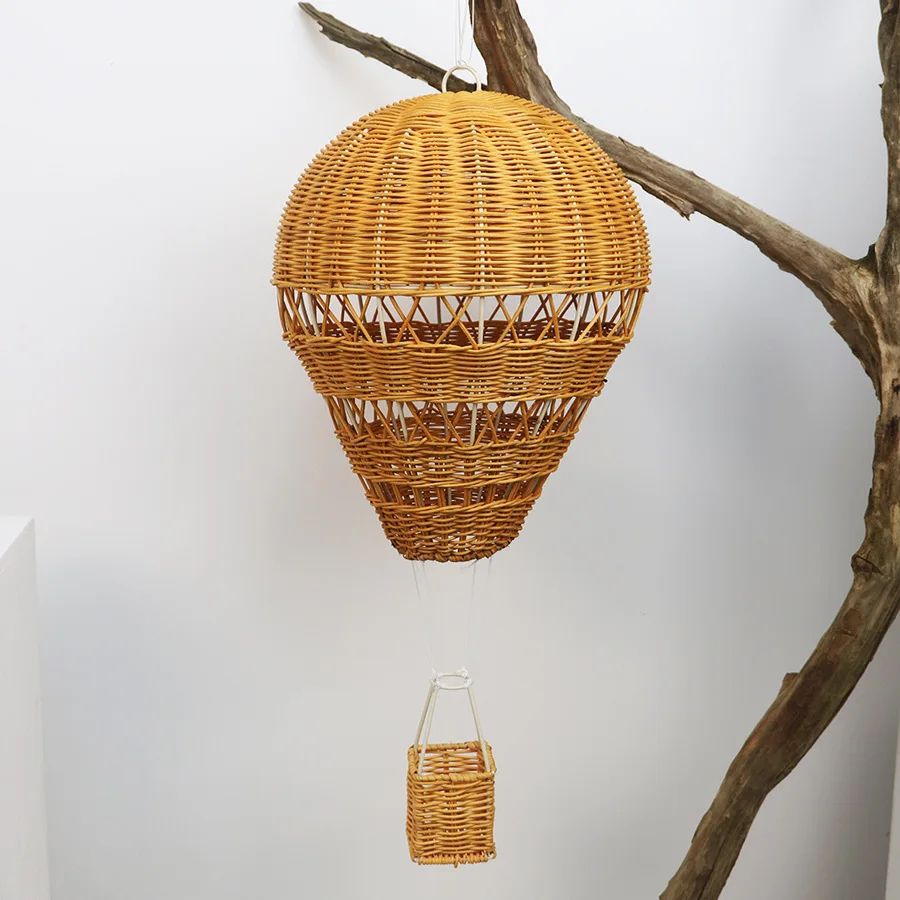 Handwoven Rattan Hot Air Balloon Hanging Decor – Kawaii Nursery Wall Ornament & Photo Prop