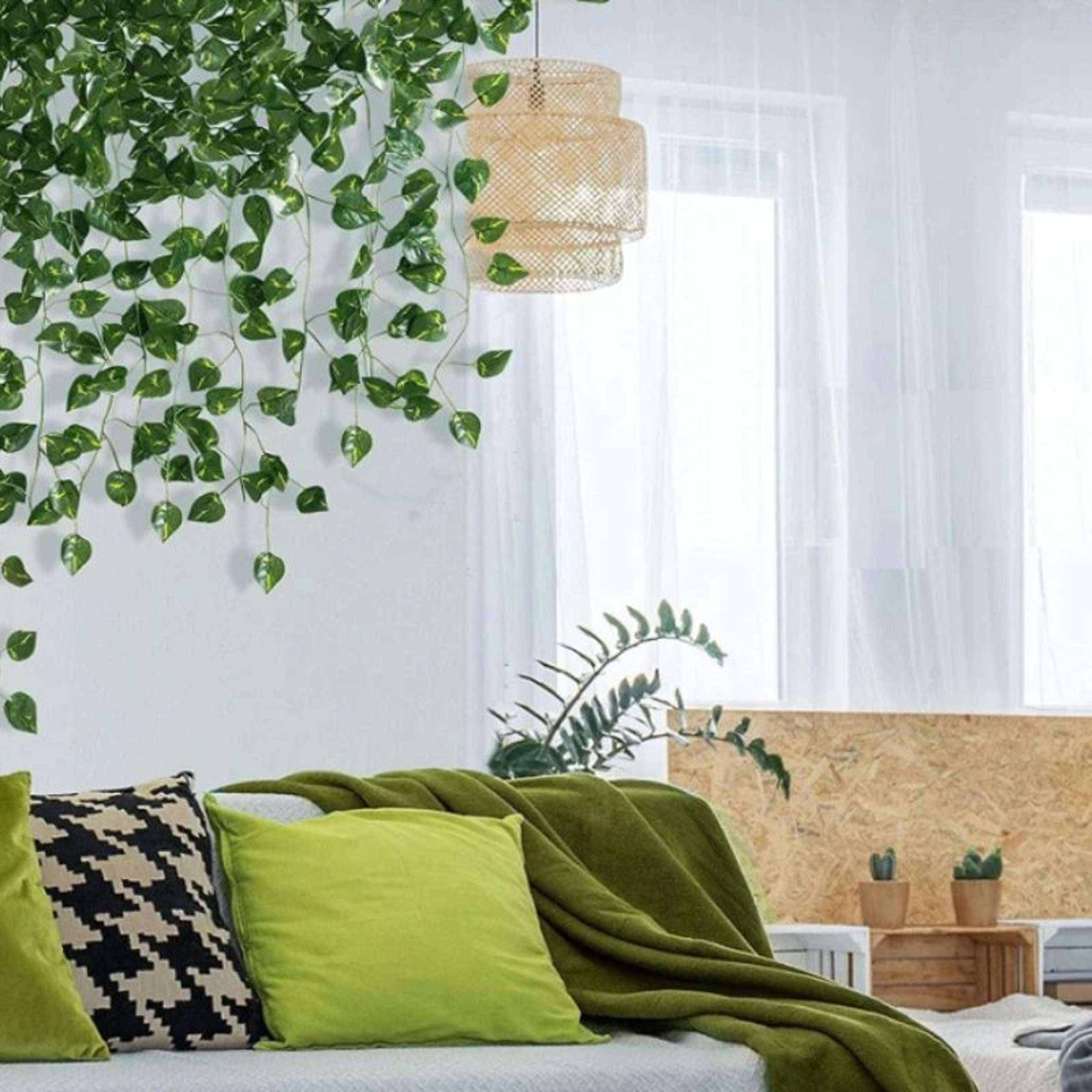 Lush Evergreen Ivy Garland Hanging Vines – Realistic Silk Leaf Wall & Garden Decor